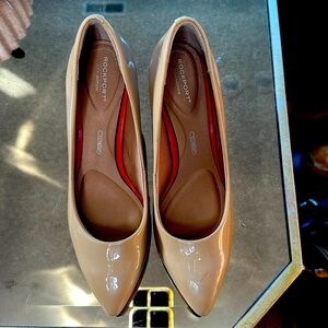 7.5 Rockport Nuetral Heel